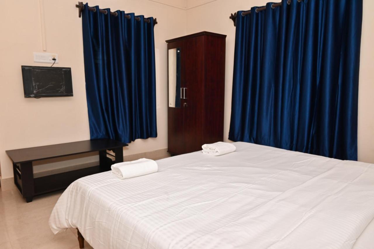 Vip Garden Resort Varkala Exterior photo