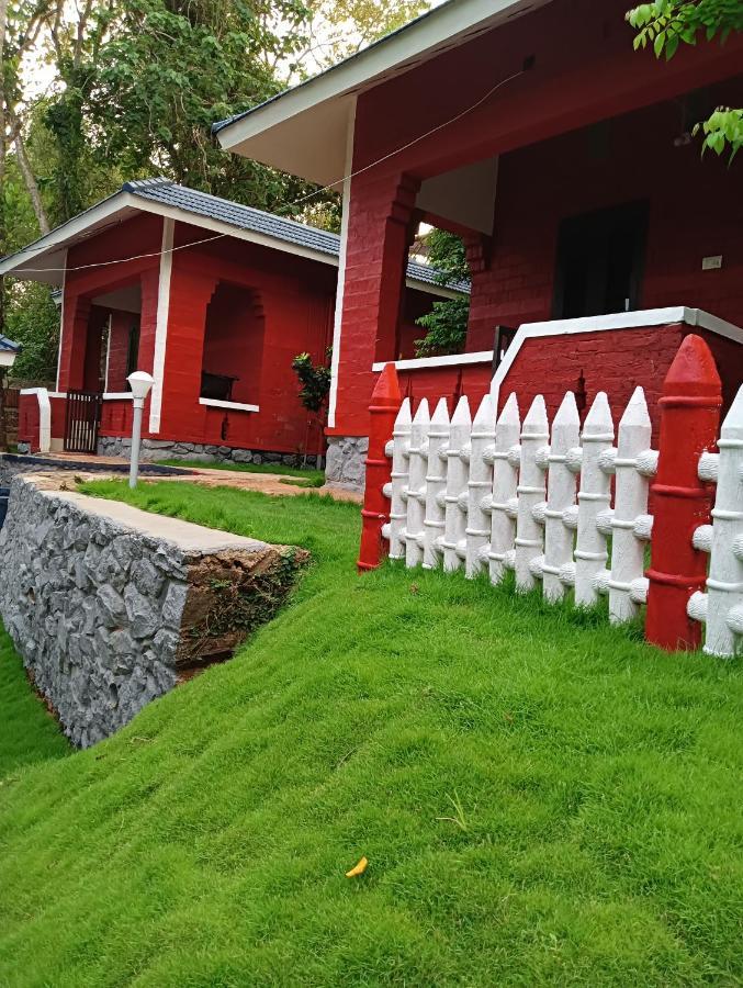 Vip Garden Resort Varkala Exterior photo